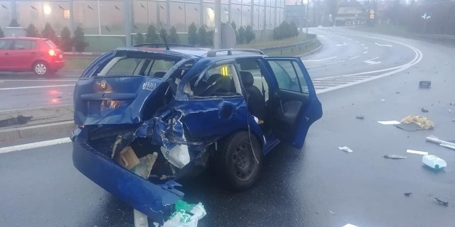 Wypadek na skrzyżowaniu DK 79 i ul. Grunwaldzkiej w Jaworznie