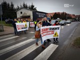 Zablokowali drogę w Bezrzeczu. Dlaczego protestują? [ZDJĘCIA, WIDEO]