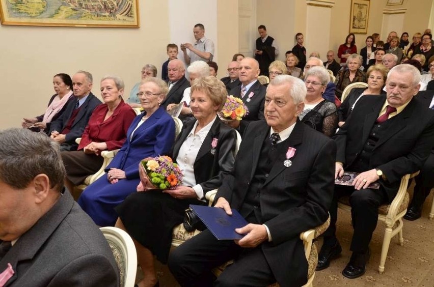 Medale za co najmniej 50-letni staż małżeński przyznane