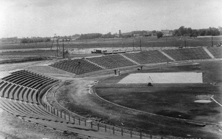 W 1958 roku nastąpiło uroczyste otwarcie stadionu...