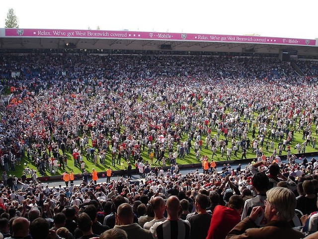 #10 Ranking otwiera West Bromwich Albion, które w przedsezonowych spekulacjach częściej było wymieniane jako kandydat do gry w Europie niż ekipa, która miałaby pożegnać się z Premier League. Tym bardziej, że zespół "The Baggies" w poprzednim sezonie zajął najwyższą pozycję w historii klubu w Premier League (8 miejsce). Rzeczywistość sprowadziła jednak na ziemię drużynę WBA, która do ostatniej serii gier będzie walczyć zapewne o utrzymanie.