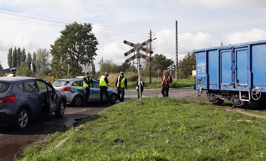 Do zdarzenia doszło na przejeździe kolejowym na ulicy...