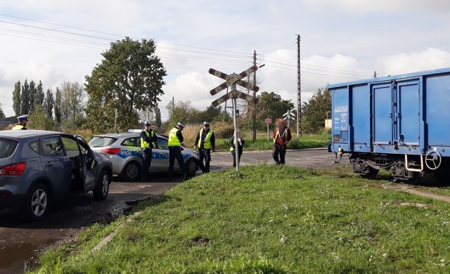 Do zdarzenia doszło na przejeździe kolejowym na ulicy Lotników w Stargardzie