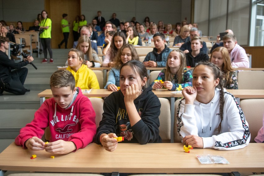 Na Wydziale Matematyki i Informatyki UAM powstało edukacyjne...