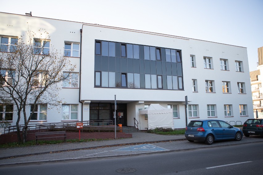 Powstaje kolejny gmach Szpitala Miejskiego przy Batorego w Toruniu. Budowa na finiszu