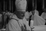 Biskup kaliski senior Edward Janiak zostanie pochowany we Wrocławiu. Znamy już datę pogrzebu