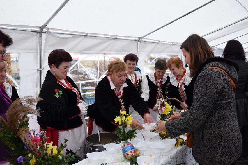 Koła gospodyń wiejskich promują swoje wsie i regionalne...