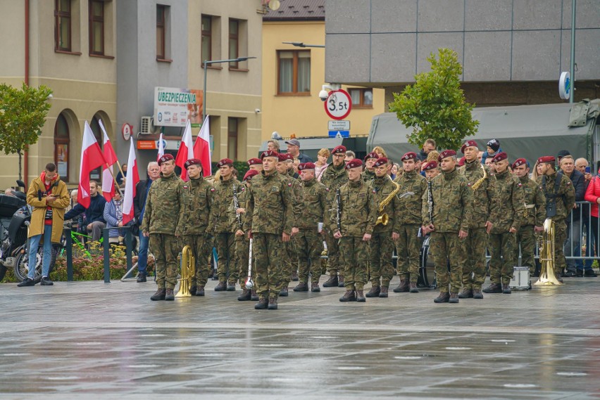 Limanowa. Przysięga żołnierzy TSW 114 Batalionu Lekkiej Piechoty. Było uroczyście 