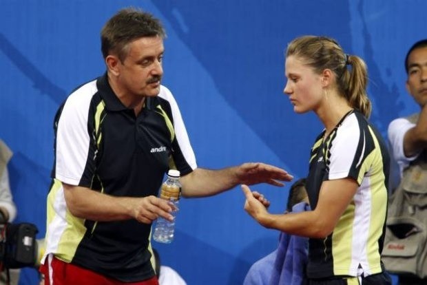 Natalia Partyka z trenerem Zbigniewem Nęckiem podczas igrzysk Olimpijskich 2009 roku w Pekinie