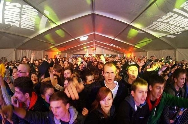 Festiwal Original Source Up To Date 2012 w magazynach na Węglowej.