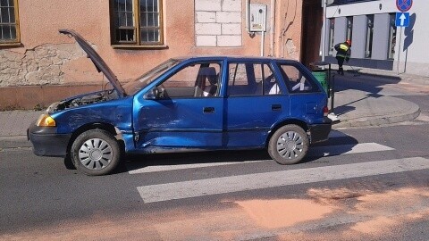 Zderzenie dwóch samochodów we Włoszczowie