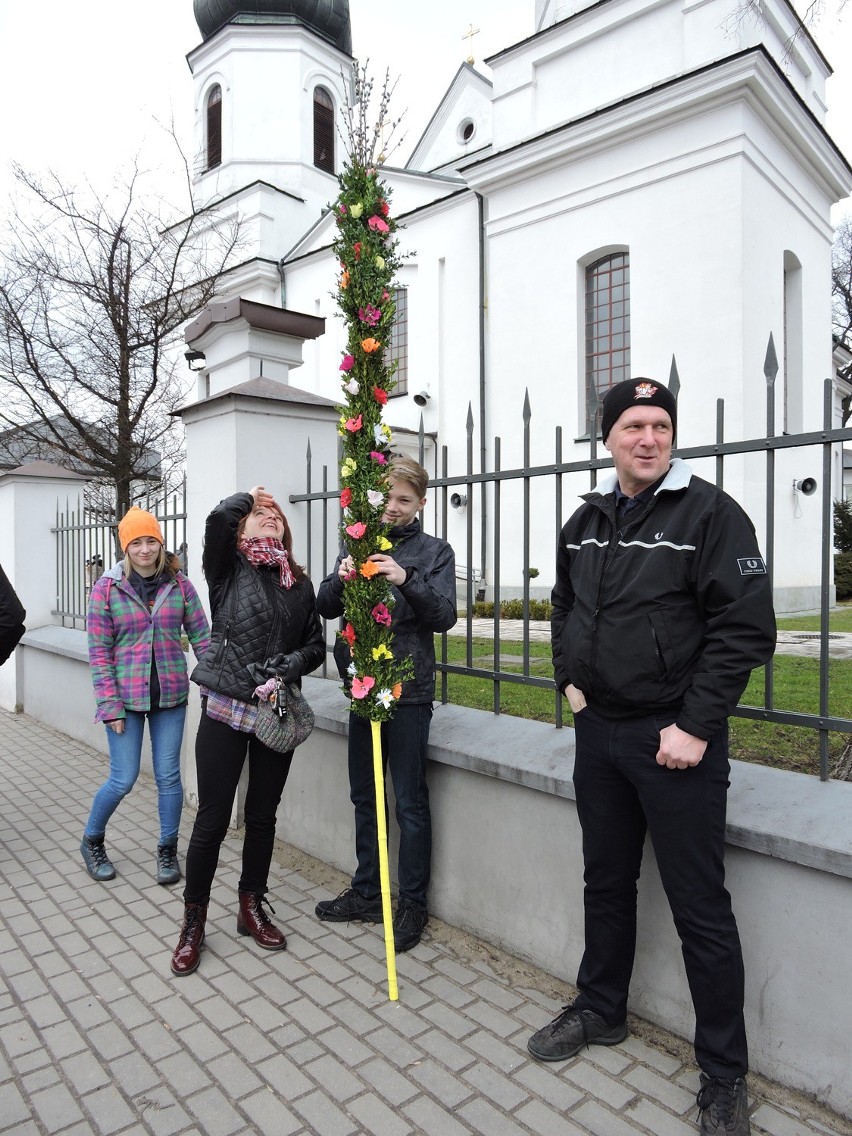 Procesja z poświęceniem palm odbyła się w parafii pw. Matki...