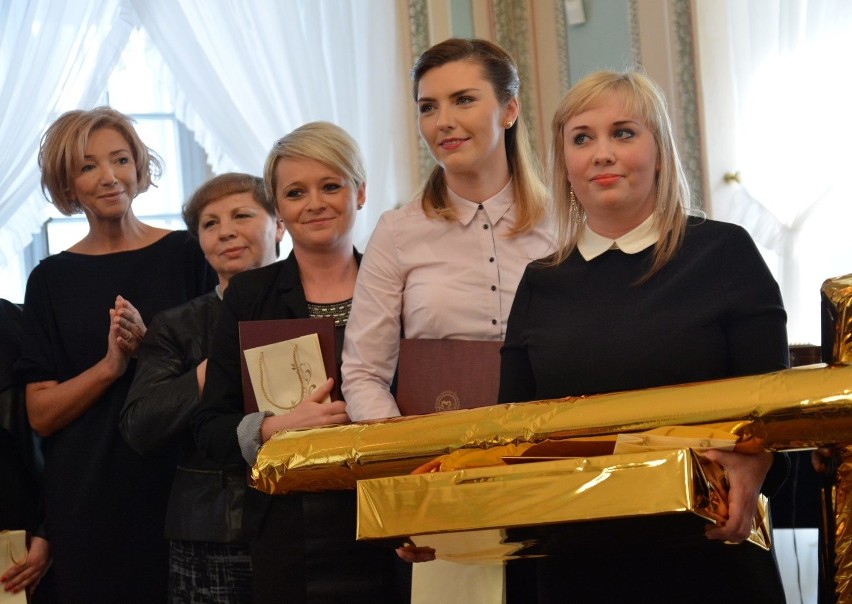 Aleksandra Wrońska, Super Opiekun Roku 2014 (z prawej)