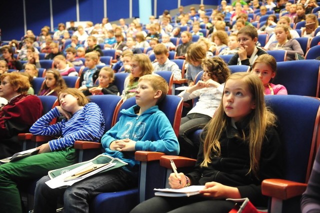 Dziecięca Politechnika Opolska. Sala wypełniona była po brzegi.