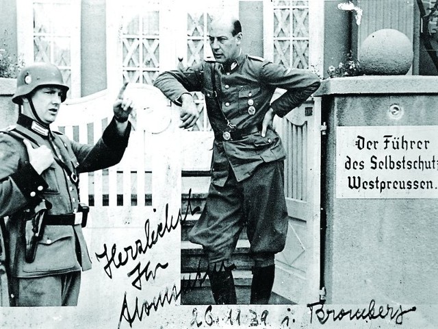 Ludolf von Alvensleben, szef Selbstschutzu Obszaru Prusy Zachodnie przed willą na Sielance - listopad 1939