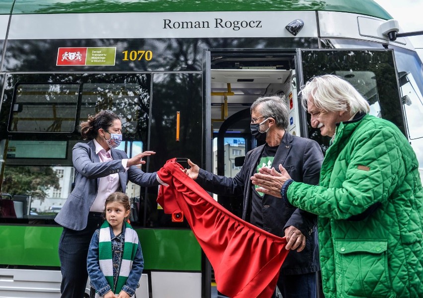 Gdańsk: Legenda Lechii Gdańsk została patronem nowoczesnego tramwaju. "Roman Rogocz całe życie jeździł tramwajami"