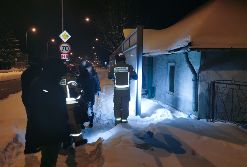 Zwłoki mężczyzny w budynku przy ul. Lwowskiej w Przemyślu. Co się stało 46-letniemu bezdomnemu? [ZDJĘCIA]