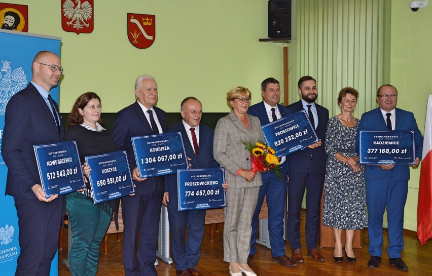 Proszowice. Powiat i gminy dostaną pieniądze na drogi