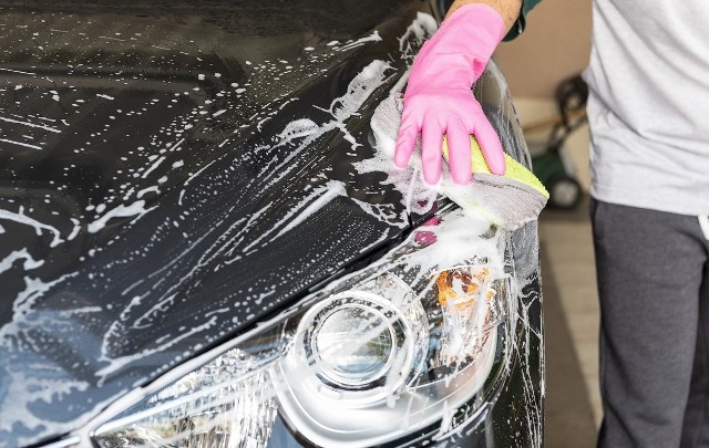 Zmiany w kodeksie drogowym. Mandat za brudne auto i