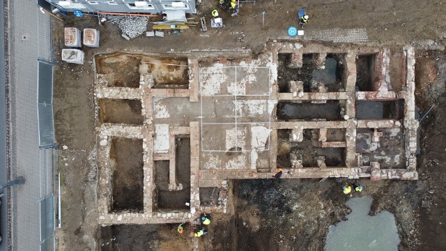 Badania archeologiczne w miejscu budowy IV kręgu Opery Nova powoli dobiegają końca.