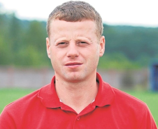 Nowy-stary trener Wiernej Małogoszcz Mariusz Lniany liczy na to, że runda wiosenna będzie dużo lepsza dla jego zespołu. 