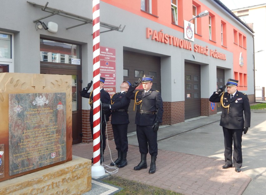 Dzień Flagi 2017. Strażacy z Lipska pamiętali o tym święcie 