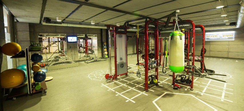 Klub fitness Magic Gym w Białymstoku mieści się przy al....
