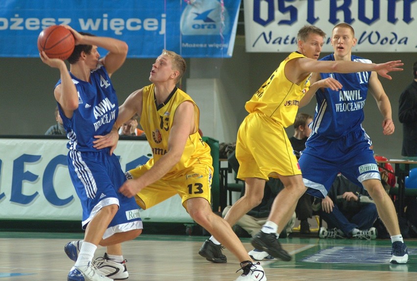 W 2003 roku koszykarze Astorii Bydgoszcz po długiej przerwie...
