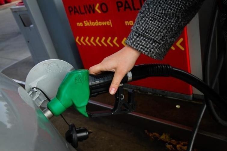 Ceny paliw - spadki benzyny i oleju napędowego dobiegają...