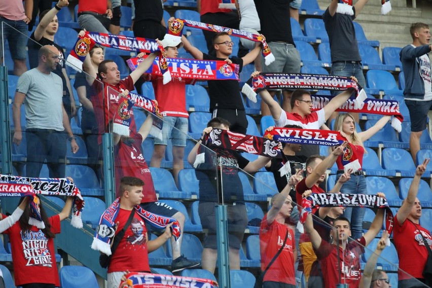 Kibice Wisły Kraków będą na meczu 30. kolejki PKO...