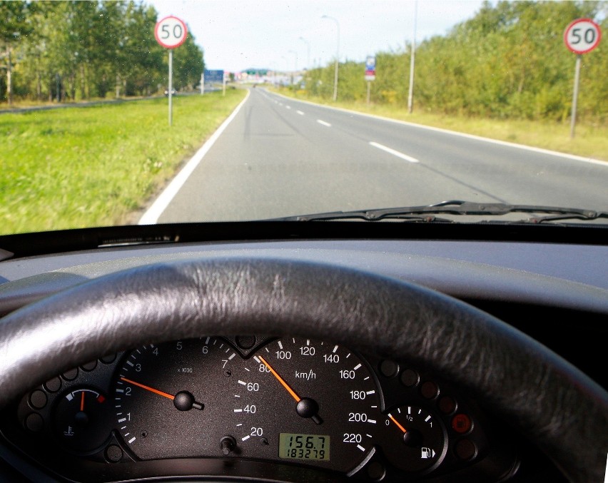 Pod względem średniej prędkości jazdy Poznań znalazł się na...
