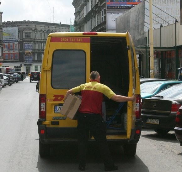 Przystanek na "dwie minutki", a ulica zakorkowana.