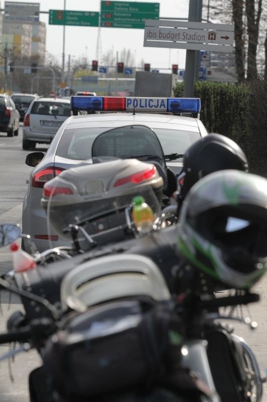 Moto Terror – motocykliści przejechali przez Wrocław. Posypały się mandaty (FILM, FOTO)