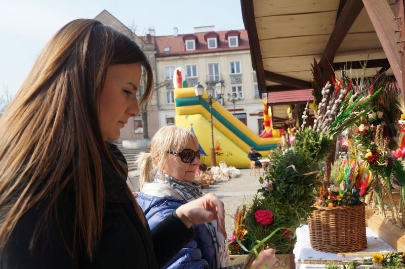 Rynek Kościuszki. Jarmark Wielkanocny już otwarty (zdjęcia, wideo)