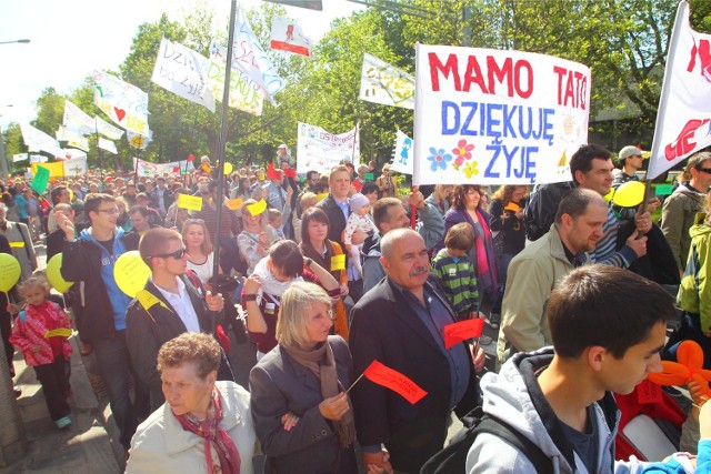 W niedzielę ulicami Poznania przejdzie kolejny Marsz dla Życia. Początek na placu Wolności