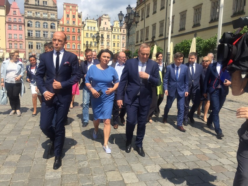 Schetyna we Wrocławiu: Żądamy odwołania ministra Zielińskiego