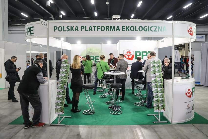 Ekoinnowacje w gospodarowaniu i recyklingu odpadów na targach Ekotech 2024 w Kielcach