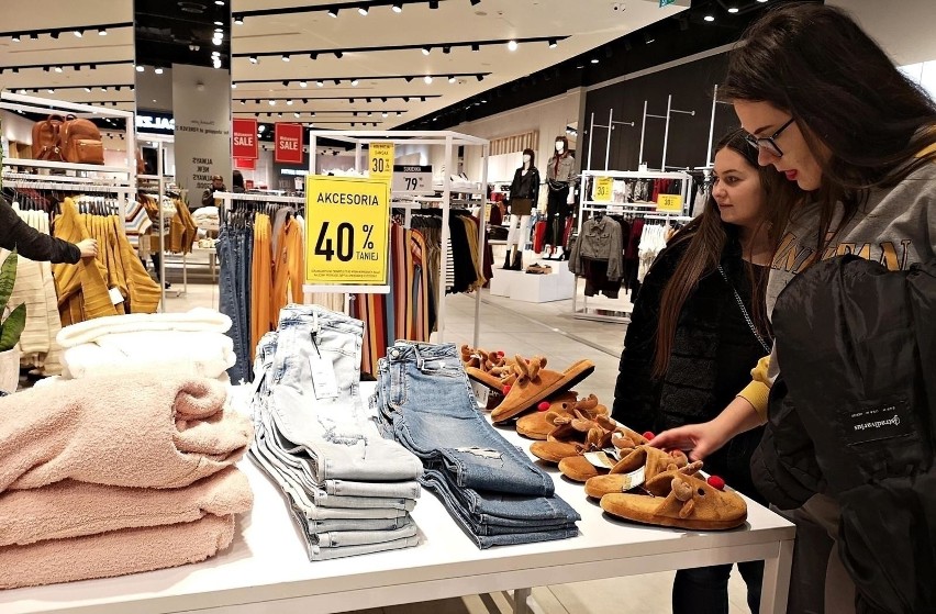 Tych 19 sklepów Tesco nie zostanie sprzedanych Netto. Co się z nimi stanie?  Na liście sklepy Tesco w całej Polsce, w tym w woj. śląskim | Dziennik  Zachodni