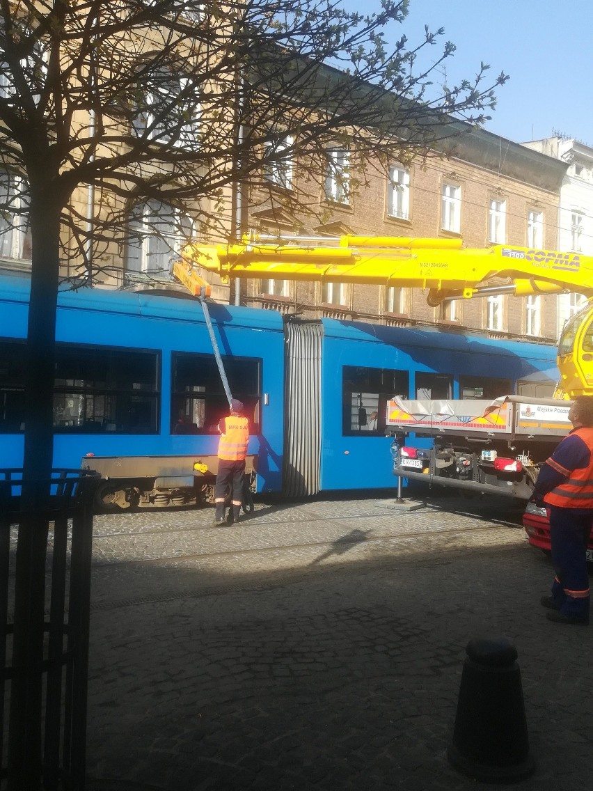 Awaria na Karmelickiej, tramwaje nie kursują do Bronowic