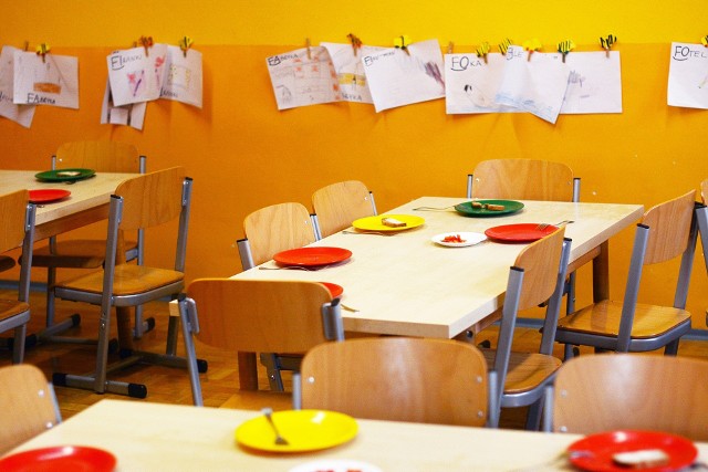 W Zakopanem podrożały posiłki w szkołach. W porównaniu z ubiegłym rokiem szkolnym to wzrost o 100 proc.