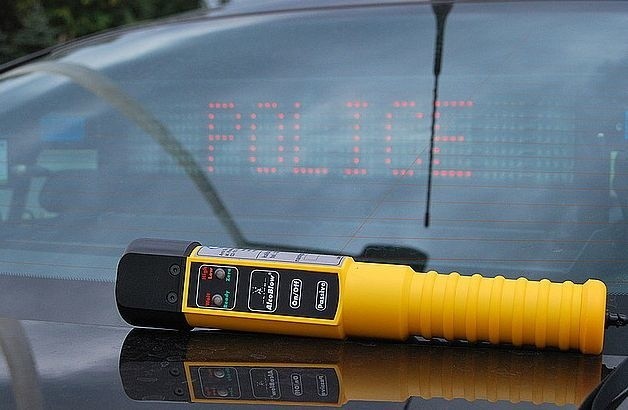 100 nowoczesnych alkomatów dla Podkarpackiej policji. Kontrola będzie szybsza