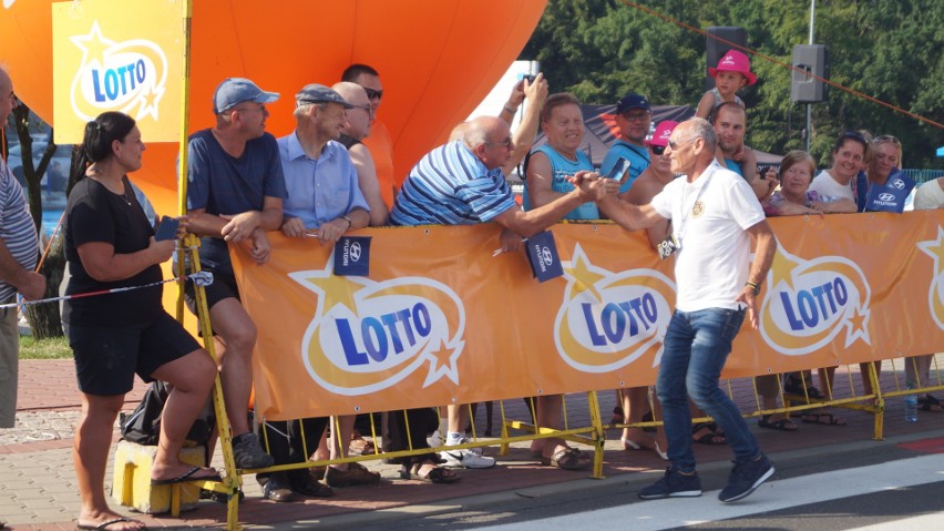 Tour de Pologne 2017 w Jastrzębiu. Kolarze mkną przed siebie