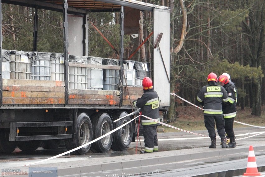 Pożar naczepy z chemikaliami niedaleko Lipna