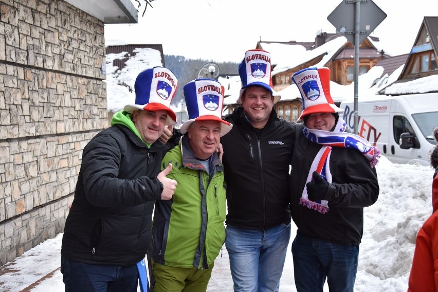 Zakopane: Pucharowe szaleństwo zaczyna się wieczorem, ale pierwsi kibice skoków są już w mieście [ZDJĘCIA]