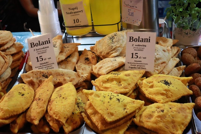 Pierogi pieczone sprawdzają się jako streetfood.