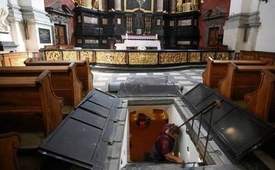 Cały tydzień w kościele św. św. Piotra i Pawła trwały przygotowania do pierwszego pogrzebu w Panteonie Fot. Andrzej Banaś