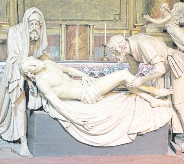Na zdjęciu rzeźba Nikodema i Józefa z Arymatei podczas pochówku Jezusa, kościół św. Michała w Wiedniu.