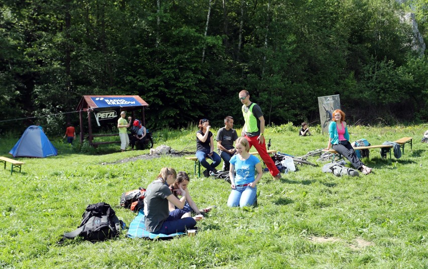 Wspinaczka zaczęła się o godz. 9.30, a zakończyła o godz....