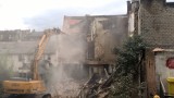 Trwa wyburzanie kamienicy w Grudziądzu. Relacja lokatorów z sąsiedniego budynku [wideo, zdjęcia]
