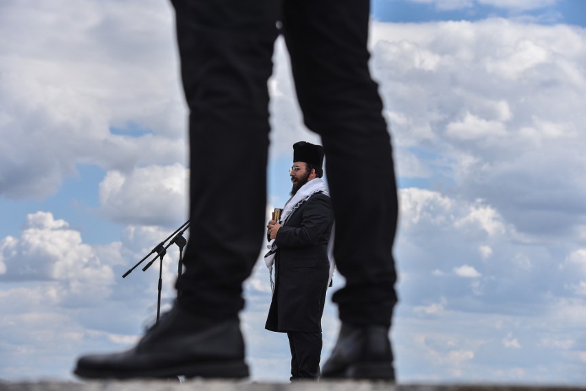 Ruszył Lubliner Festival. Na początek upamiętniono ofiary byłego niemieckiego nazistowskiego obozu koncentracyjnego na Majdanku. Zobacz